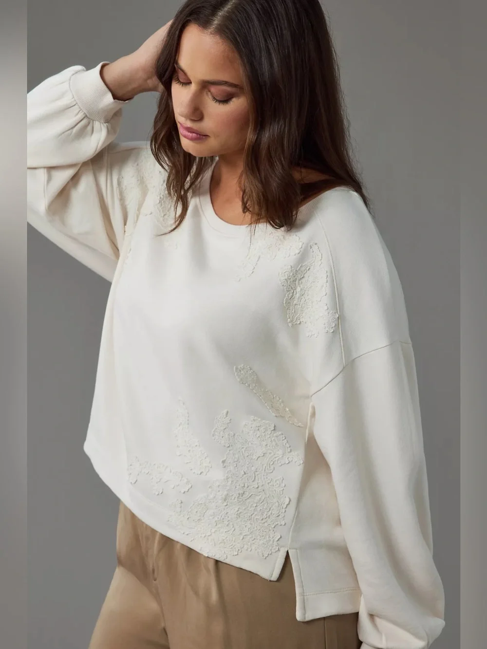 By Anthropologie Crochet Appliqué Pullover Off-Shoulder Sweatshirt Cream